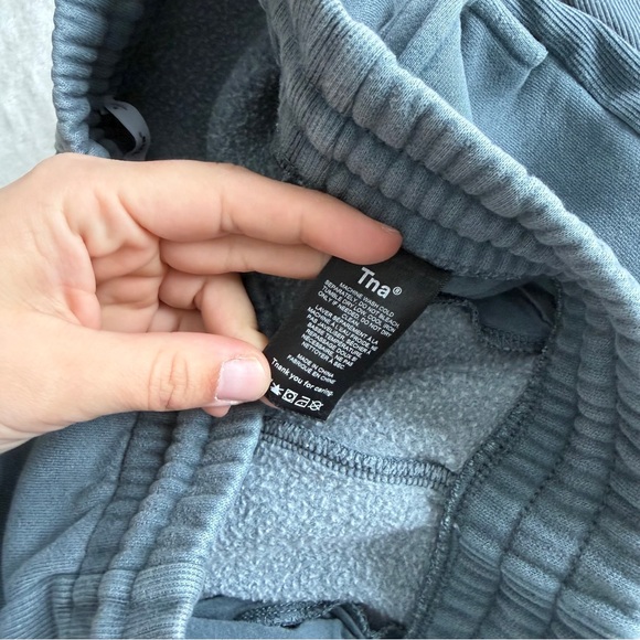 Aritzia TNA Sweatpants Blue/Gray Size Small - Picture 3 of 7
